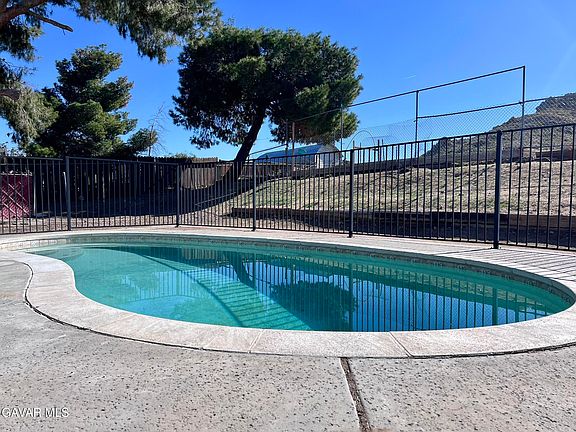 4th image of 40020 176th St E