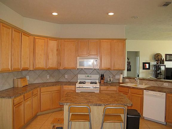 2nd image of 17227 Sheffield Bend Dr