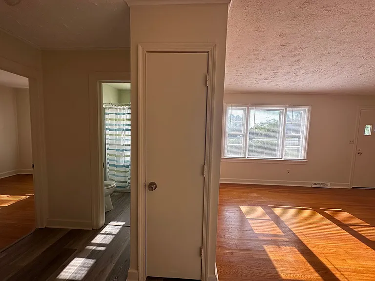 3564 Wards Rd — Photo 13
