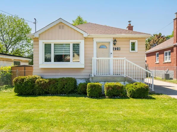 420 Upper Gage Ave, Hamilton, ON L8V 4H9