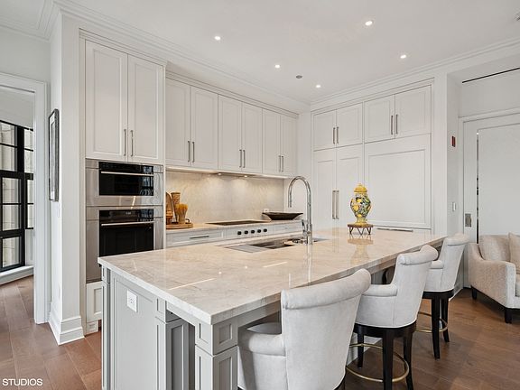 5th image of 435 N Michigan Ave #2901
