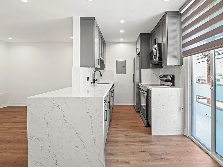 Blackburn Beverly by Wiseman — Photo 61