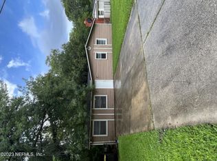 5166 Woodcrest Rd, Jacksonville, FL 32205