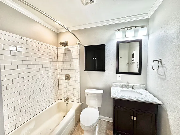 3101 Highland Rd #110 — Photo 11