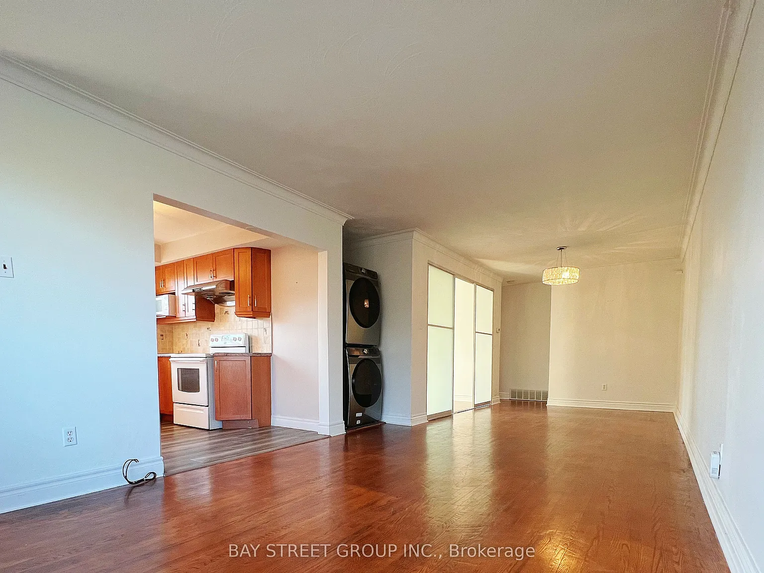 3 bed, $2,450 — Photo 3