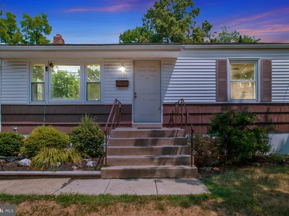 5022 Iroquois St, College Park, MD 20740