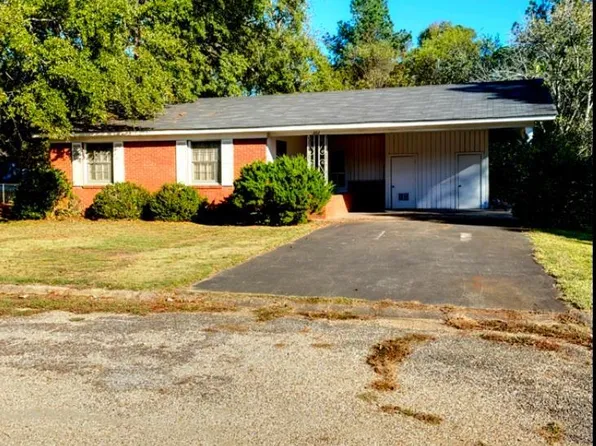602 Sturgis St, Warren, AR 71671