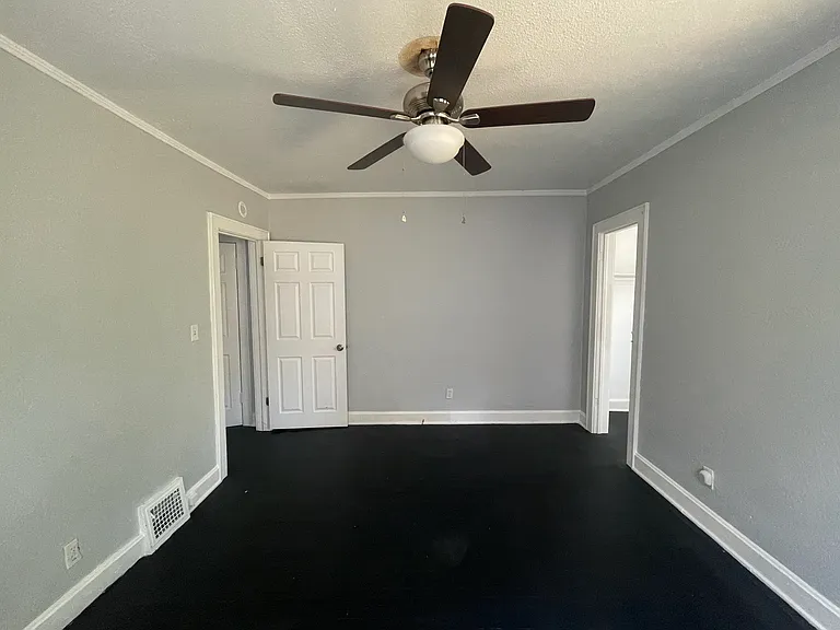 5311 Garfield Ave — Photo 16