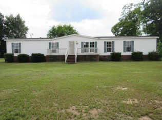 2504 Pecan Dr, Tarboro, NC 27886