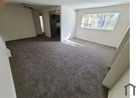 1 bed, 900 sqft, $1,250 — Photo 4