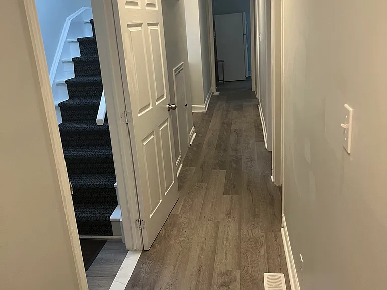 188 Wellington St N #1 — Photo 8