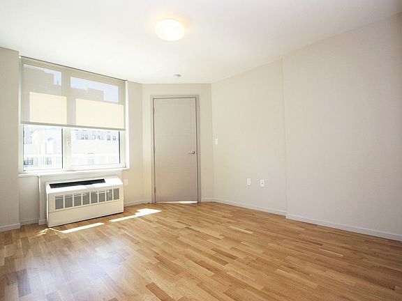 3rd image of 497 Saint Marks Ave APT 8R