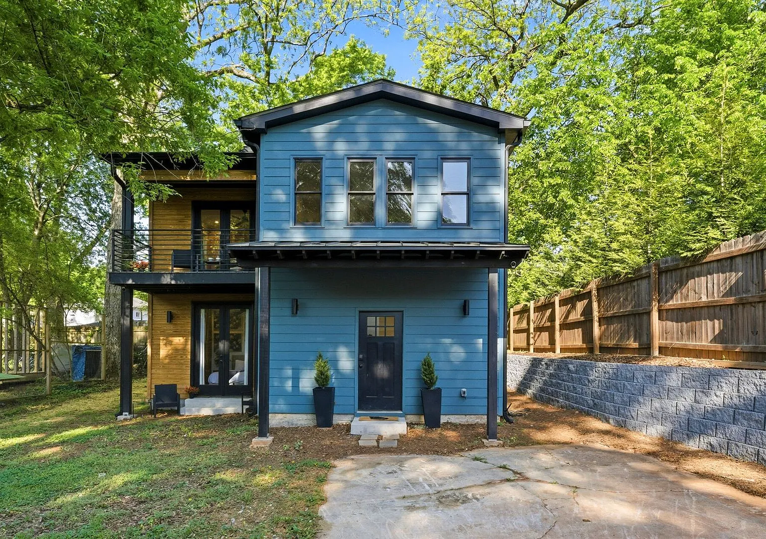 2BR Kirkwood Home - Mins to Downtown ATL, Emory & Decatur — Photo 1
