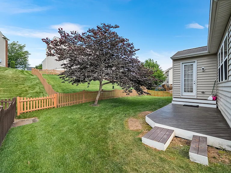 14923 Spriggs Tree Ln — Photo 46