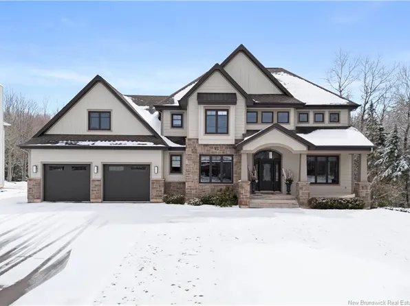 93 Champion St, Moncton, NB E1A 9E9