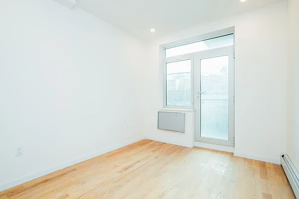 Rented by Nooklyn NYC LLC | media 58