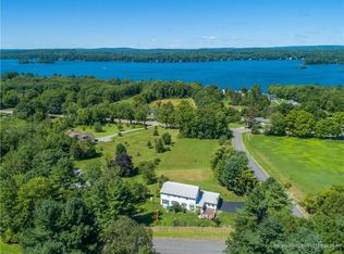 17 Elliot Ave, Manchester, ME 04351