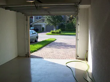 3 bed, 2.5 bath, 2348 sqft, $1,895 — Photo 2