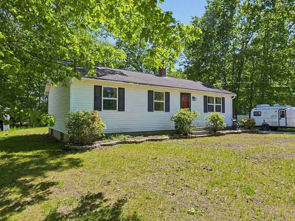33 Devotion Avenue, Sanford, ME 04073