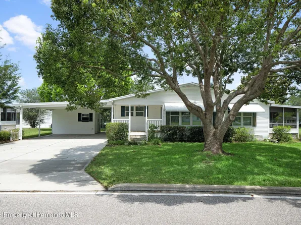 16102 Brookridge Blvd, Brooksville, FL 34613