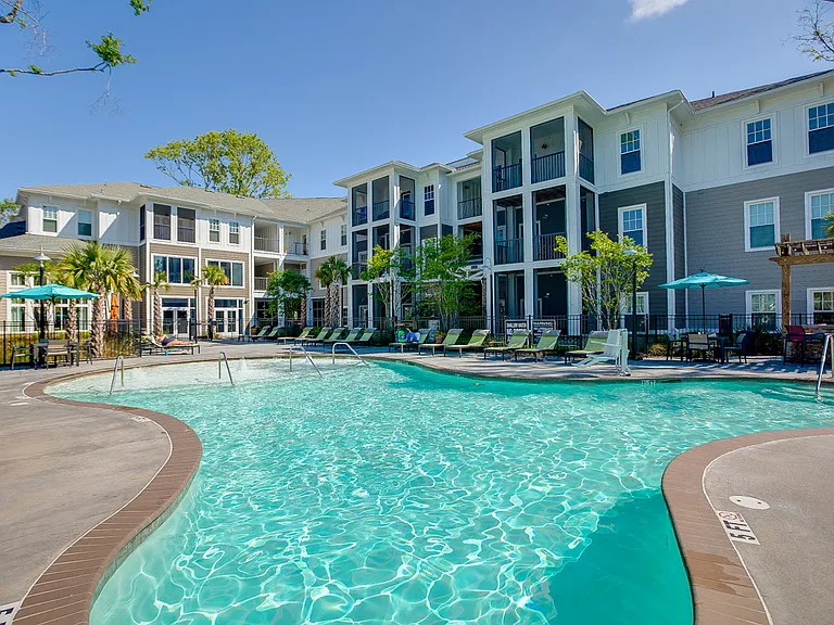 Proximity Residences Charleston — Photo 2