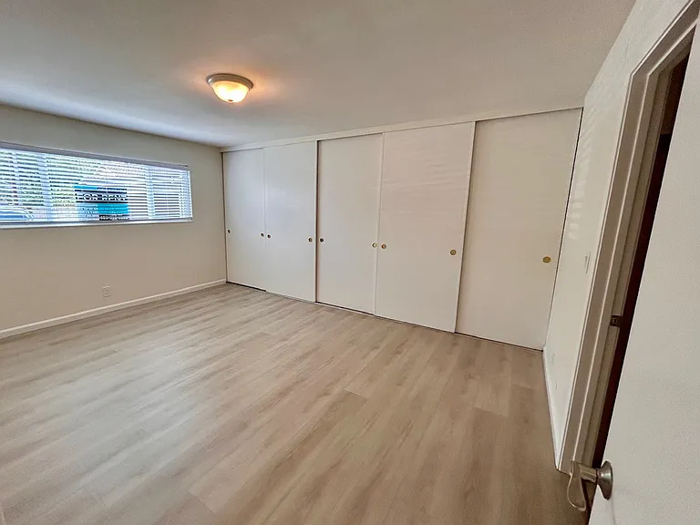 3543-3559 Wildwood Ln #3545 — Photo 20