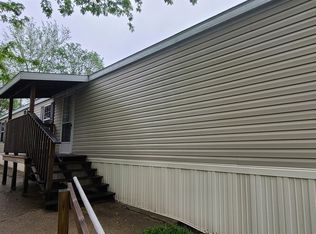 1300 Carondelet Ave, Dixon, IL 61021