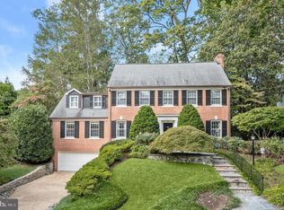 4806 Scarsdale Rd, Bethesda, MD 20816