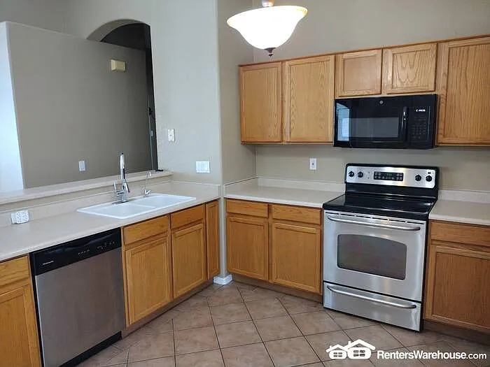 10721 E Emerald Ave — Photo 11