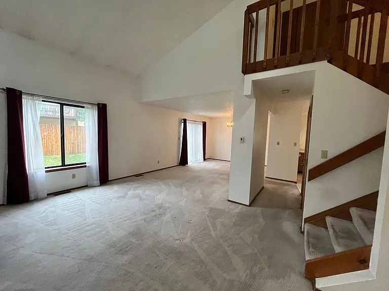 7734 Yates St — Photo 5