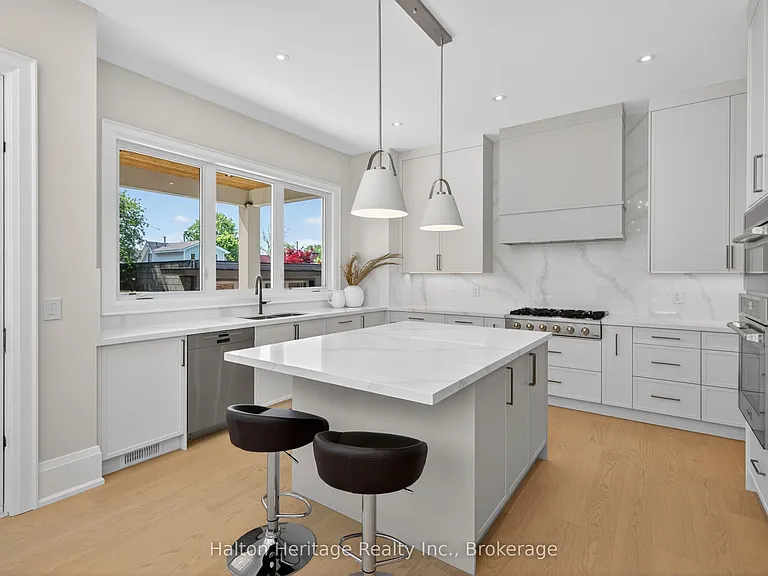 148 Herald Ave — Photo 12