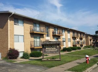 2755 Ventura Dr #4, Dubuque, IA 52001