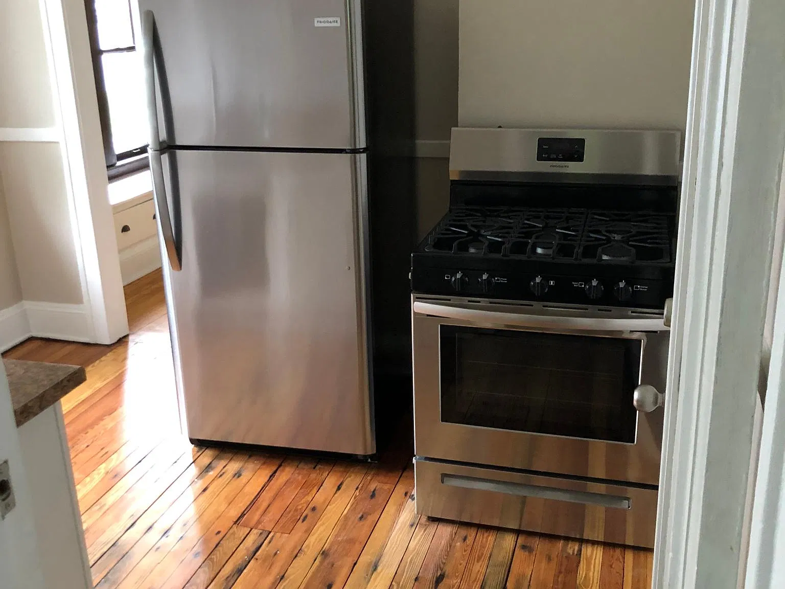 9718 Baltic Rd — Photo 2