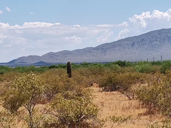 01 S Rider Road #2A & 2B, Aguila, AZ 85320