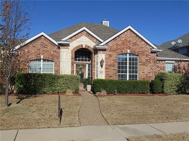 1st image of 816 Cascades Dr