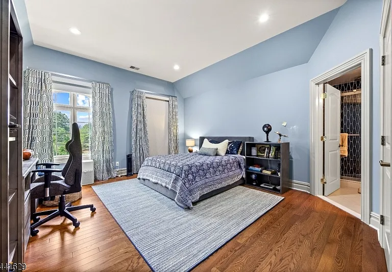 15 Adams Way — Photo 31