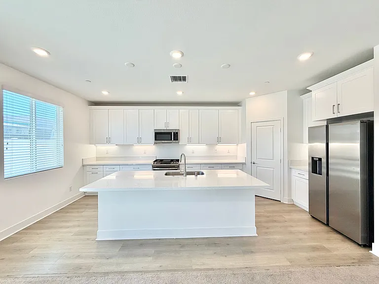 34390 Coconut Cir — Photo 15