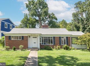 8920 Ridge Pl, Bethesda, MD 20817