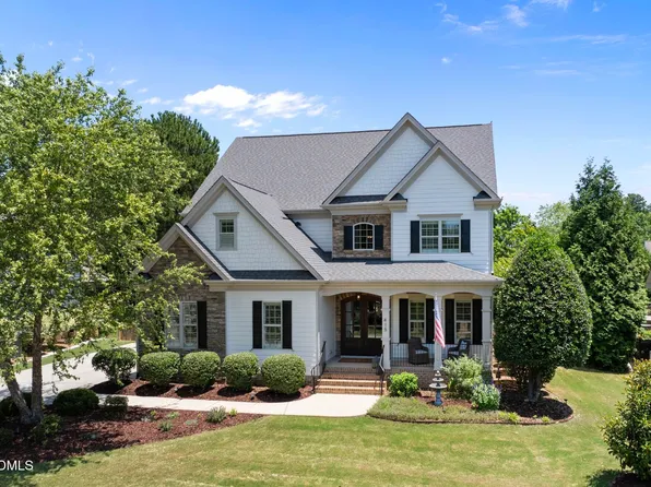 415 Hanson Walk Ln, Apex, NC 27539