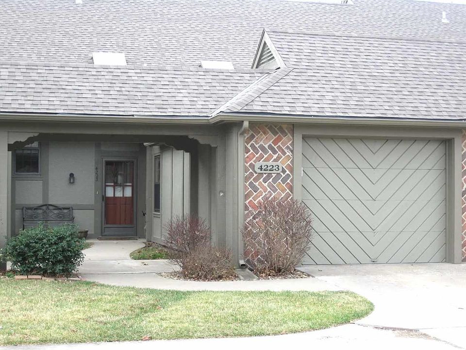 1st image of 4223 Wimbledon Dr