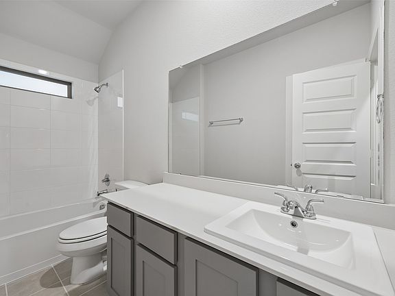 5th image of 361 Silver Springs Ln