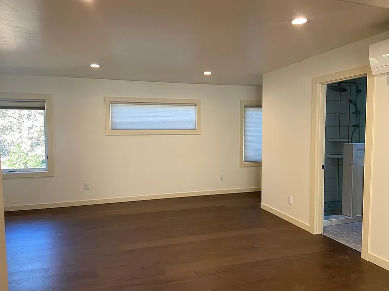 upstairs Primary bedroom