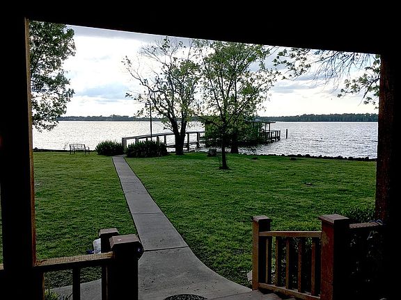 3rd image of 5368 Lake Island Ln