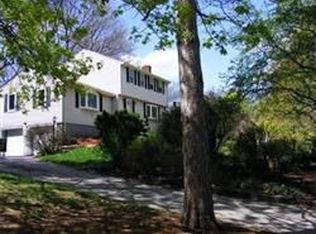 8 Meadowbrook Ln, Holliston, MA 01746