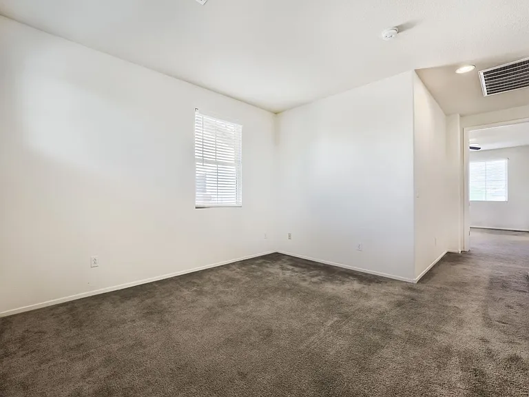 3412 Osiana Ave — Photo 10