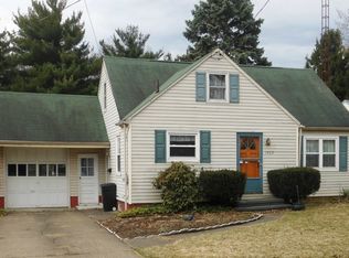 1422 Spangler Rd NE, Canton, OH 44714