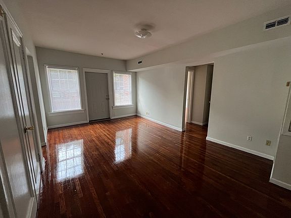 5th image of 1003 E 2nd Ave SW #1