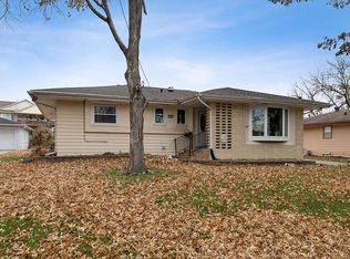 5001 Lyndale Dr, Des Moines, IA 50310