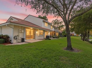 6262 Walk Cir, Boca Raton, FL 33433