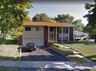 2541 Jackson Dr, Woodridge, IL 60517